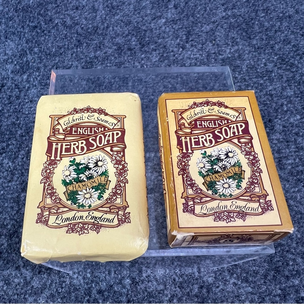 2 Vintage Gilchrist & Soames London English Herb Soap 1.25oz & 1.5oz Chamomile